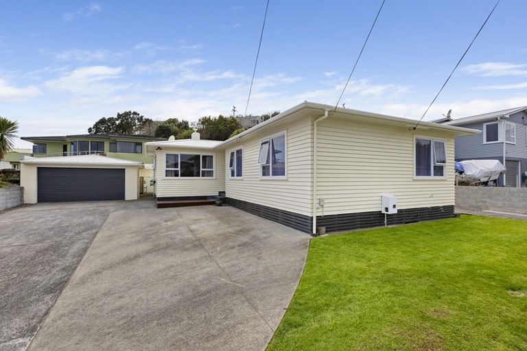 Photo of property in 173 Ngamotu Road, Spotswood, New Plymouth, 4310