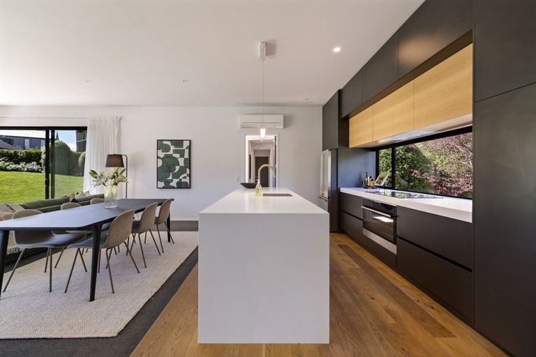 Photo of property in 6 Pendeen Crescent, Jacks Point, Queenstown, 9371