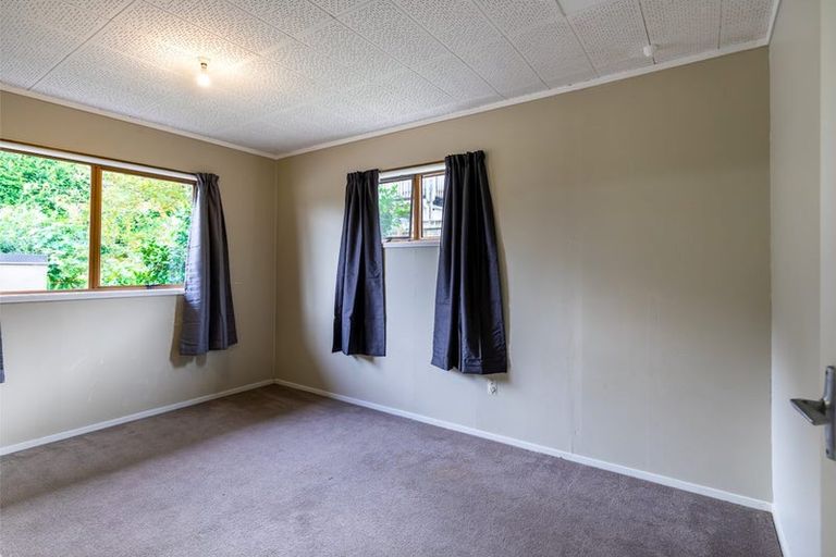 Photo of property in 53 Rua Road, Glen Eden, Auckland, 0602