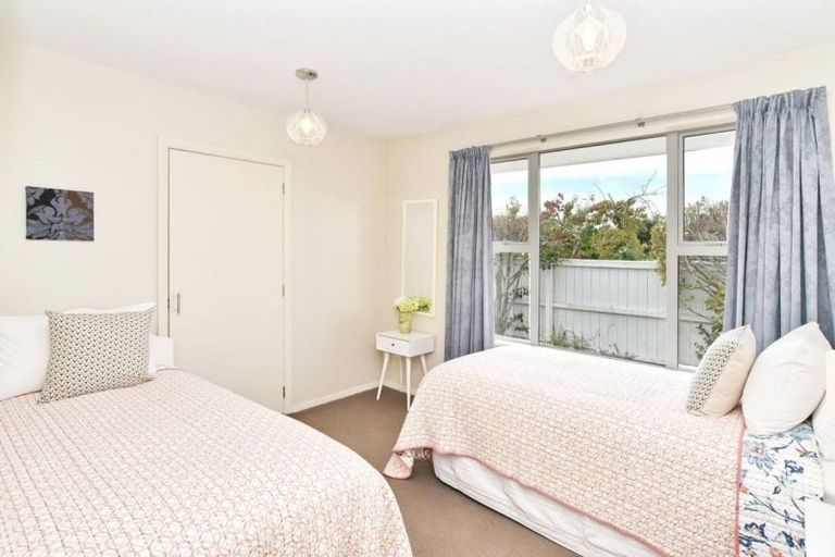 Photo of property in 49 Longmuir Street, Ilam, Christchurch, 8041