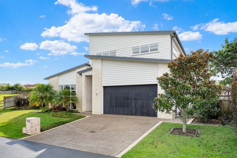 Photo of property in 55 Laurel Oak Drive, Schnapper Rock, Auckland, 0632