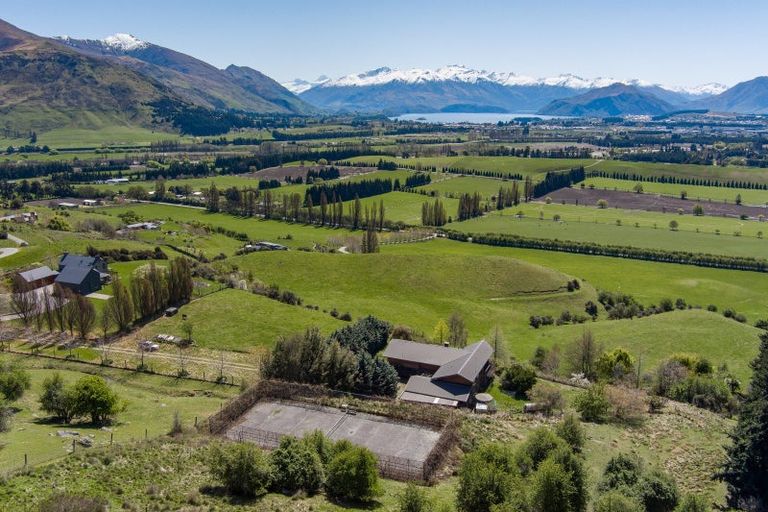 Photo of property in 711 Mount Barker Road, Wanaka, 9382