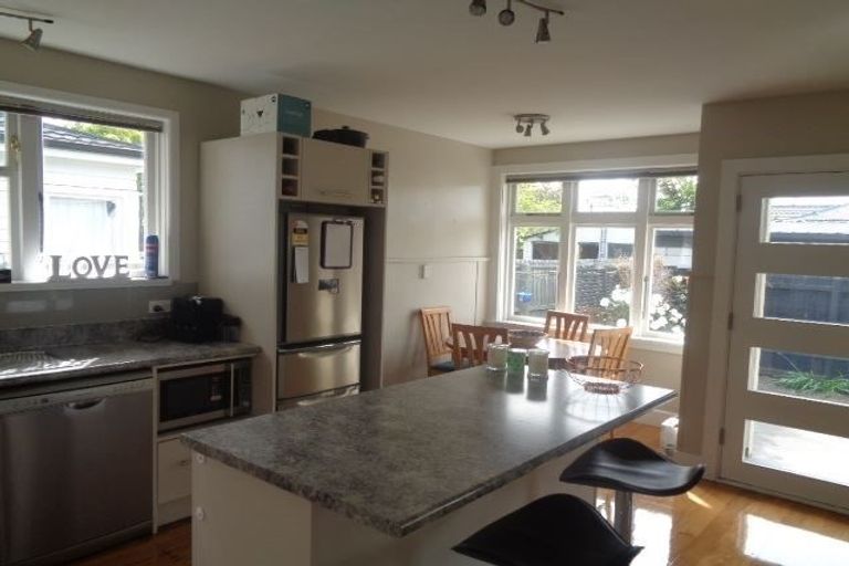 Photo of property in 229 Innes Road, St Albans, Christchurch, 8052