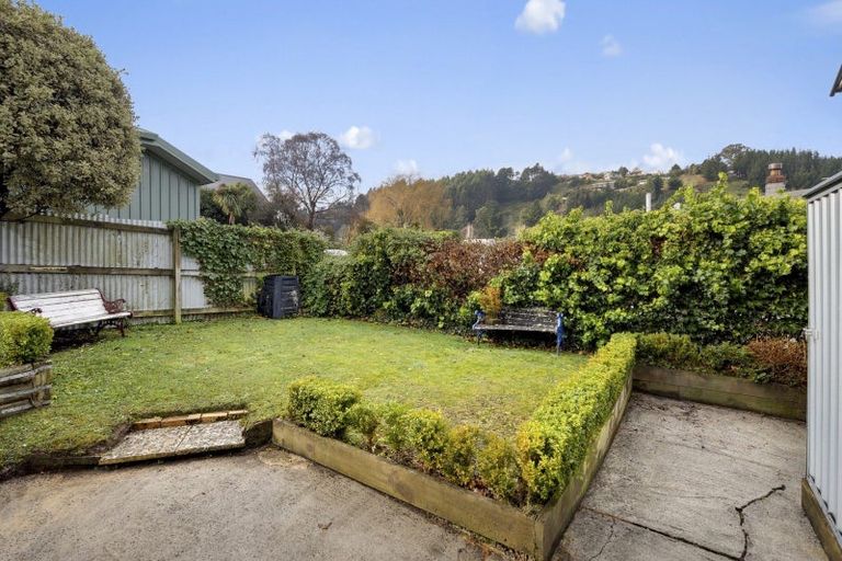 Photo of property in 16 Saint Albans Street, Bradford, Dunedin, 9011