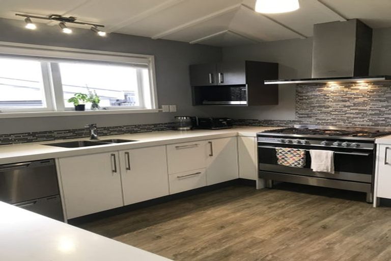 Photo of property in 20 Toorak Avenue, Avonhead, Christchurch, 8042