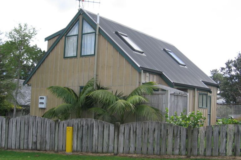 Photo of property in 52 Pleasant Place, Pauanui, Hikuai, 3579