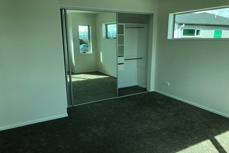 Photo of property in 2a Sherwood Avenue, Te Atatu South, Auckland, 0610