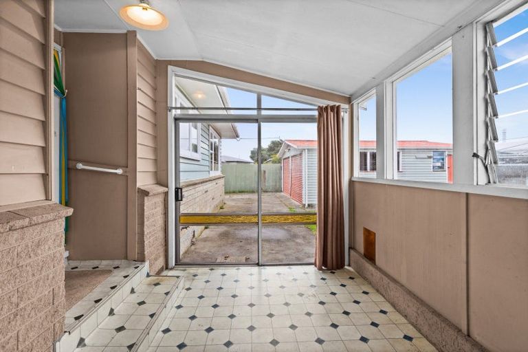 Photo of property in 59 Alexander Avenue, Onekawa, Napier, 4110