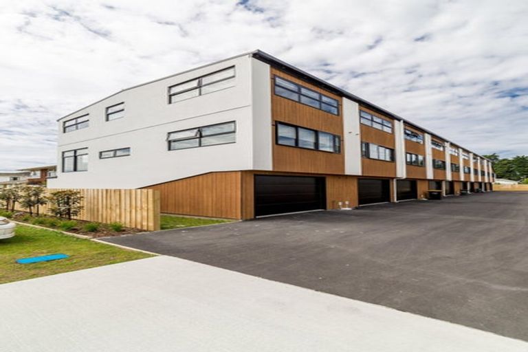 Photo of property in 6/63 Tawa Street, Mount Maunganui, 3116