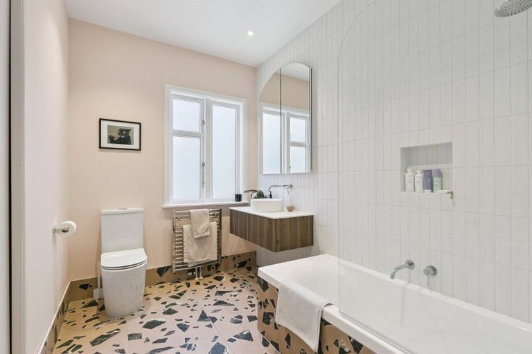 Photo of property in 15 Milton Street, Berhampore, Wellington, 6023