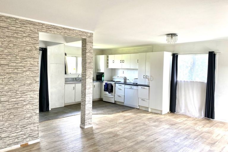 Photo of property in 1/30 Latham Avenue, Pakuranga, Auckland, 2010