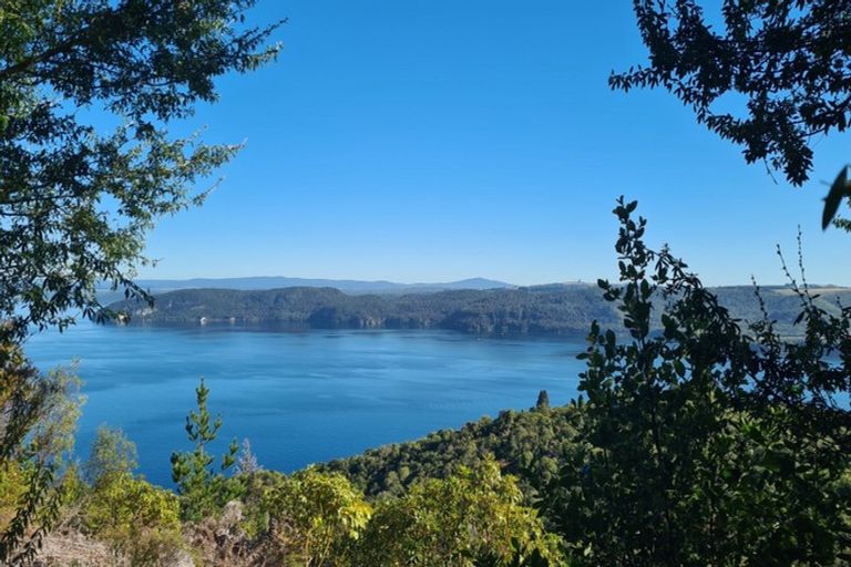 Photo of property in 268 Whangamata Road, Kinloch, Taupo, 3377