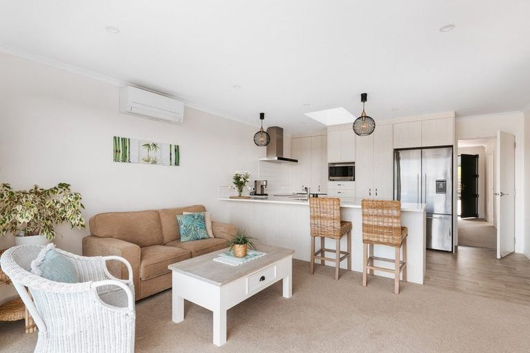 Photo of property in 39 Flounder Drive, Omokoroa, 3114