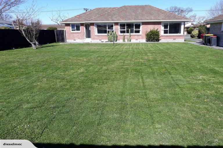 Photo of property in 43 Veitches Road, Casebrook, Christchurch, 8051