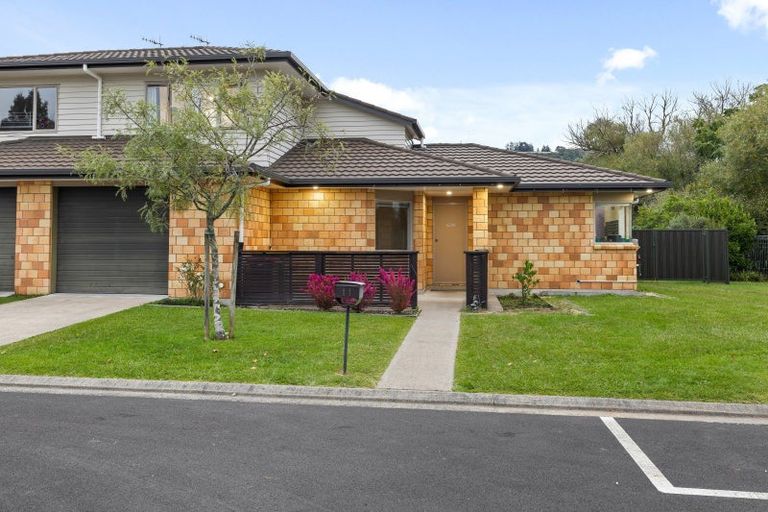 Photo of property in 11/64 Kawaha Point Road, Kawaha Point, Rotorua, 3010