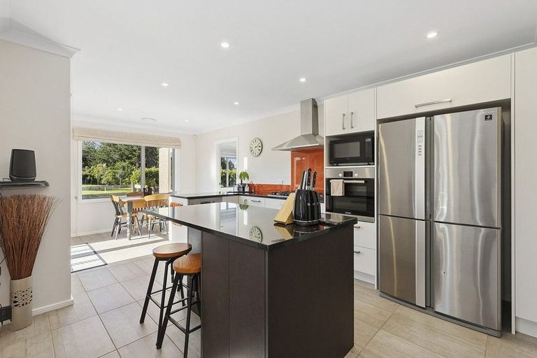 Photo of property in 88b Endeavour Drive, Whitby, Porirua, 5024