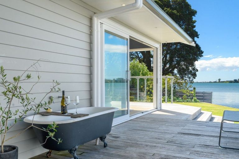 Photo of property in 1 Fourteenth Avenue, Tauranga South, Tauranga, 3112