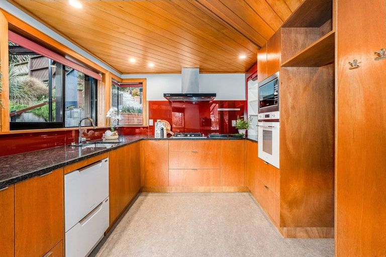 Photo of property in 14 Madras Street, Khandallah, Wellington, 6035