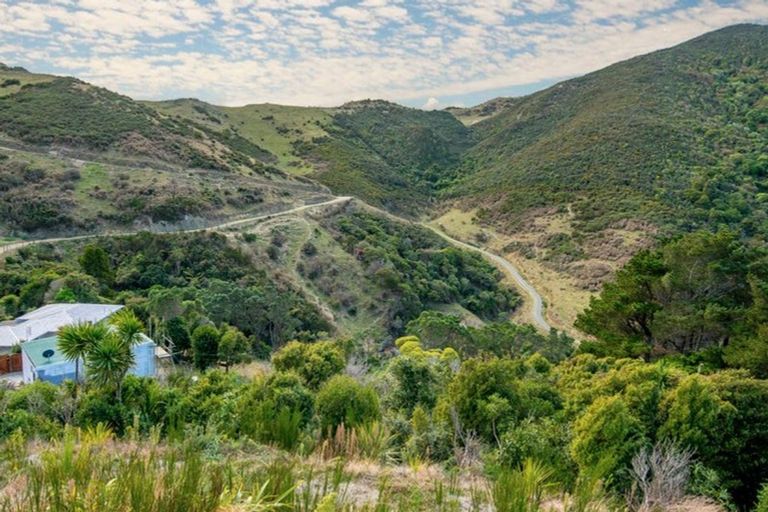 Photo of property in 173 Parkvale Road, Karori, Wellington, 6012