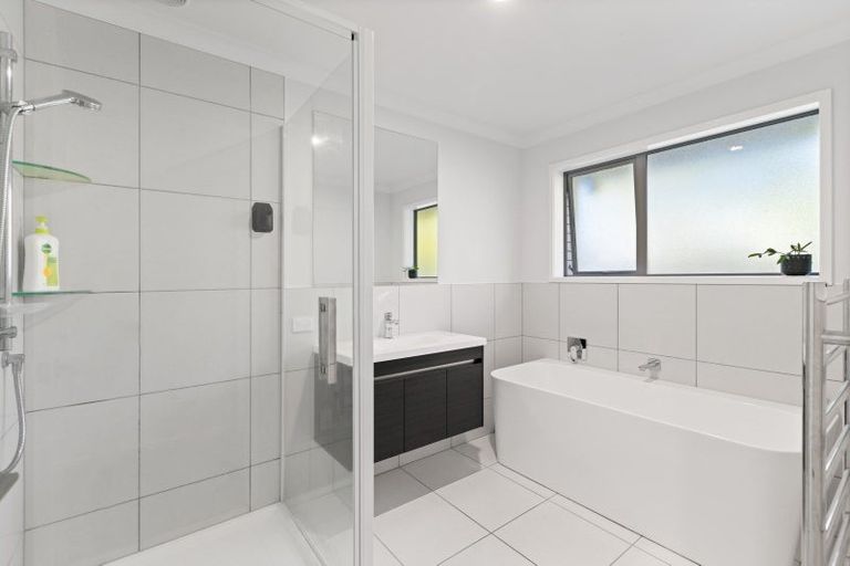 Photo of property in 30 Muller Road, Blenheim, 7201