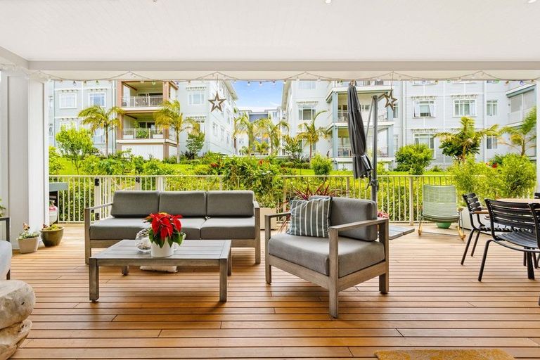 Photo of property in 219 Hibiscus Drive, Orewa, 0931