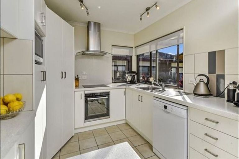 Photo of property in 5 Starlight Cove, Hobsonville, Auckland, 0618
