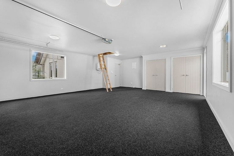 Photo of property in 66 Shelter Drive, Greenhithe, Auckland, 0632