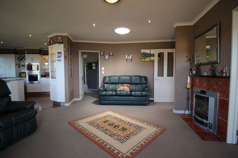 Photo of property in 22 Bodkin Road, Bridge Hill, Alexandra, 9320
