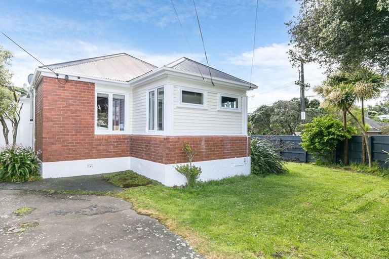 Photo of property in 12 Bannister Avenue, Johnsonville, Wellington, 6037
