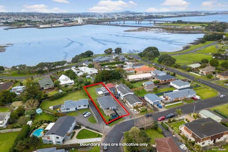 Photo of property in 5 Ngaio Avenue, Mangere Bridge, Auckland, 2022