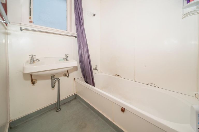 Photo of property in 11 Avon Street, Stratford, 4332