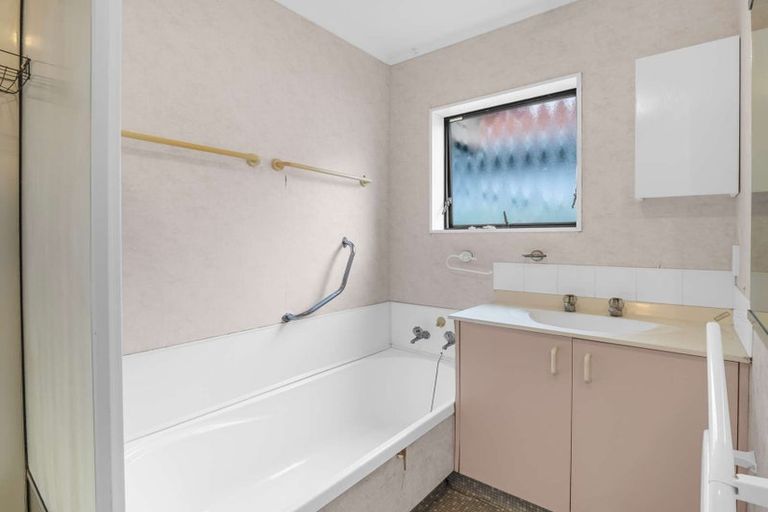 Photo of property in 90b Florence Avenue, Palmerston North, 4414