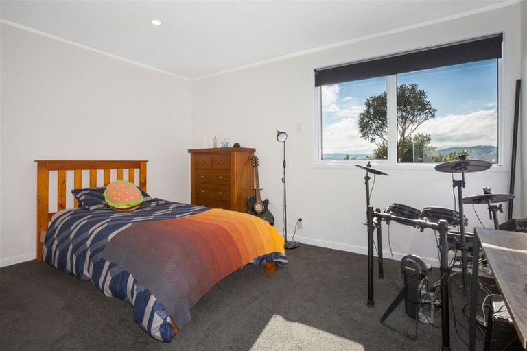 Photo of property in 19 Mercury Way, Whitby, Porirua, 5024