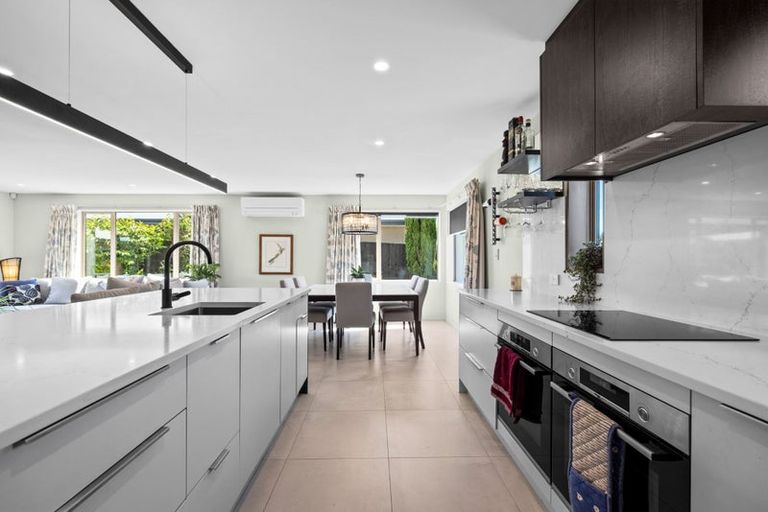 Photo of property in 1 Iti Place, Parklands, Christchurch, 8083