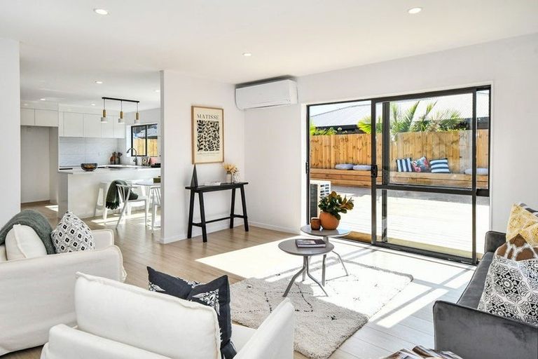 Photo of property in 6 Morewood Lane, Favona, Auckland, 2024