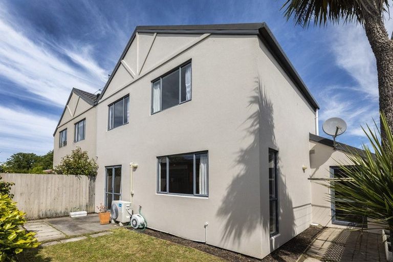 Photo of property in 7/42 Champion Street, Edgeware, Christchurch, 8013