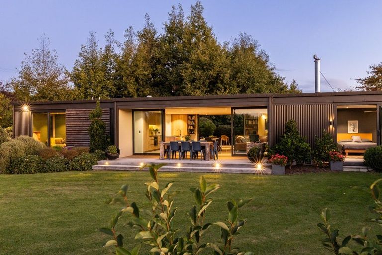 Photo of property in 91 Basil Road, Meeanee, Napier, 4112