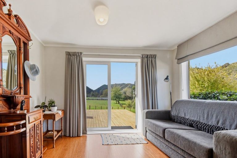 Photo of property in 1038 State Highway 4, Parikino, Whanganui, 4573