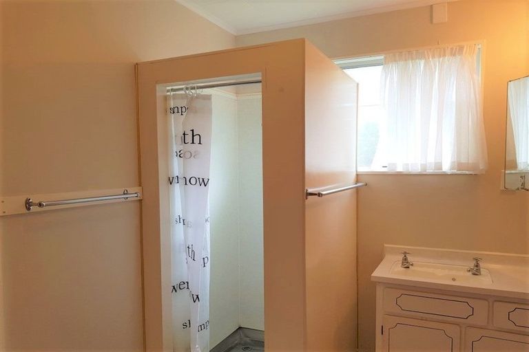 Photo of property in 1 Cluny Road, Plimmerton, Porirua, 5026