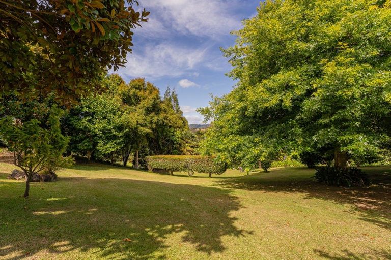 Photo of property in 16 Ohuka Place, Whitianga, 3510