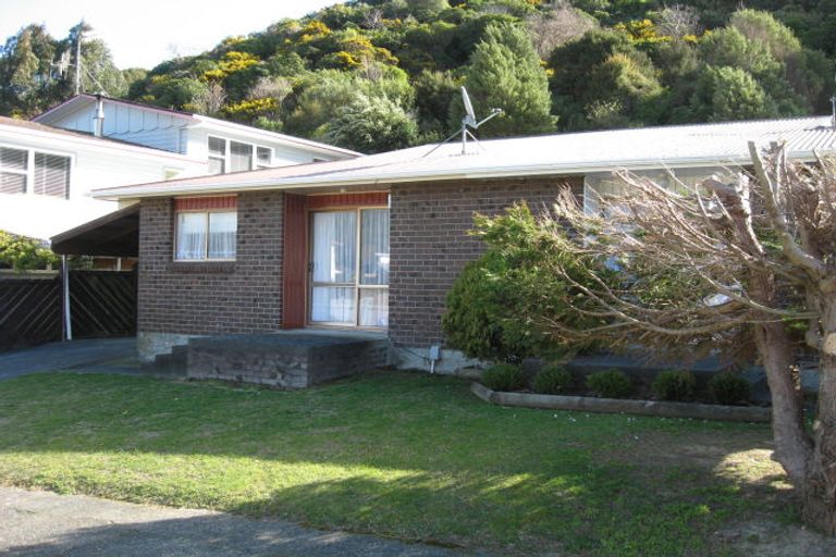 Photo of property in 49 Mcgowan Road, Wainuiomata, Lower Hutt, 5014