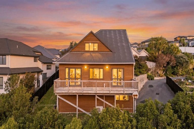 Photo of property in 14 Carmichael Street, Johnsonville, Wellington, 6037