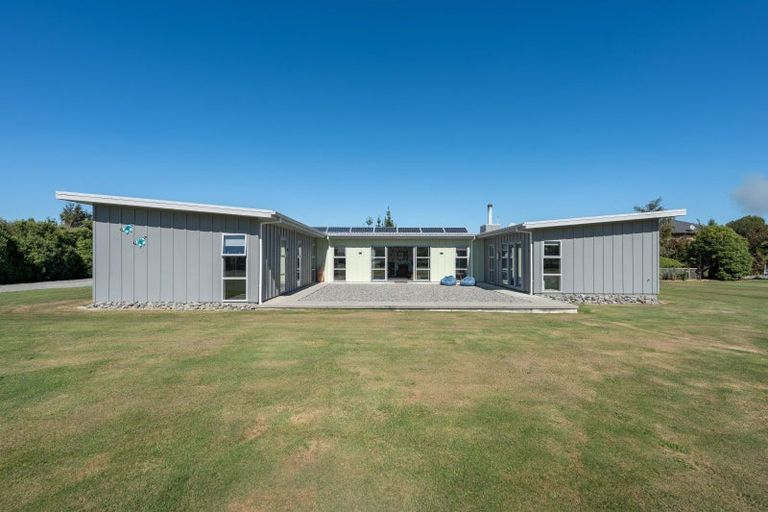 Photo of property in 18 Mchugh Crescent, Darfield, 7510