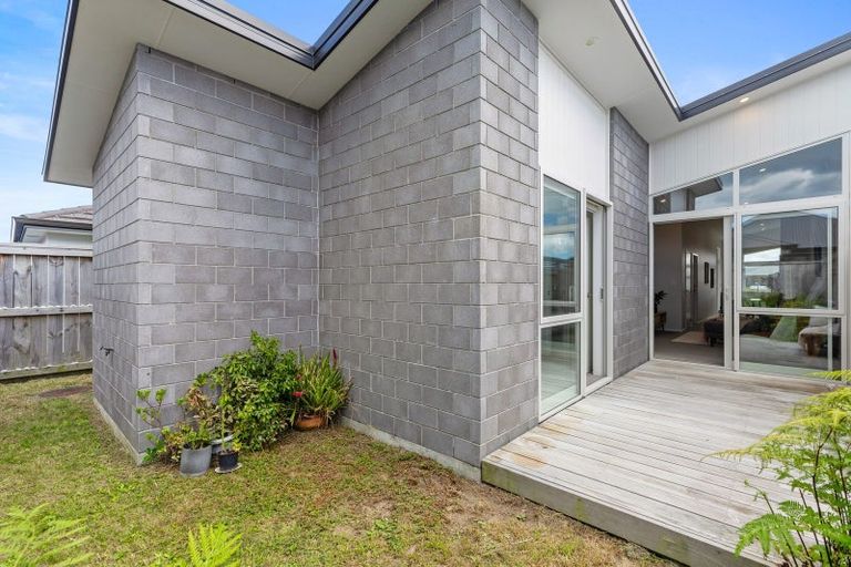 Photo of property in 14a Tamapahore Boulevard, Papamoa Beach, Papamoa, 3118
