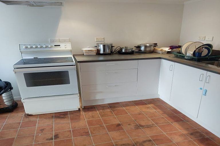 Photo of property in 91a Sylvan Avenue, Northcote, Auckland, 0627