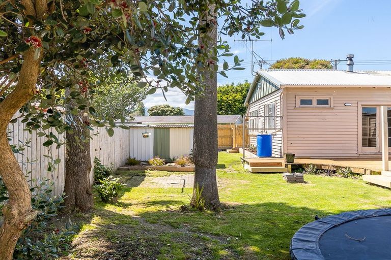 Photo of property in 41 Lemon Street, Otaki, 5512
