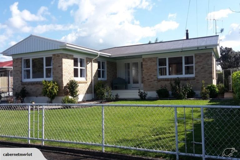 Photo of property in 211 Moanataiari Street, Thames, 3500