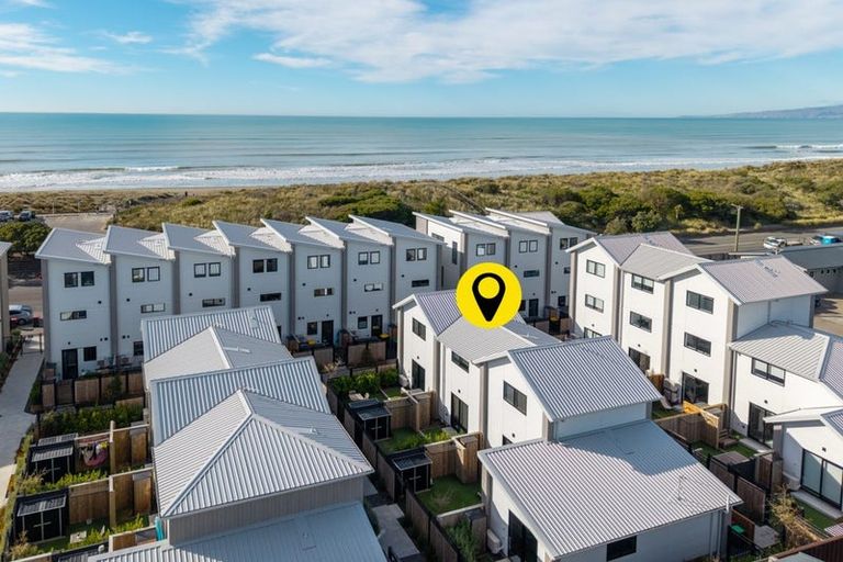 Photo of property in 17/232 Marine Parade, New Brighton, Christchurch, 8061