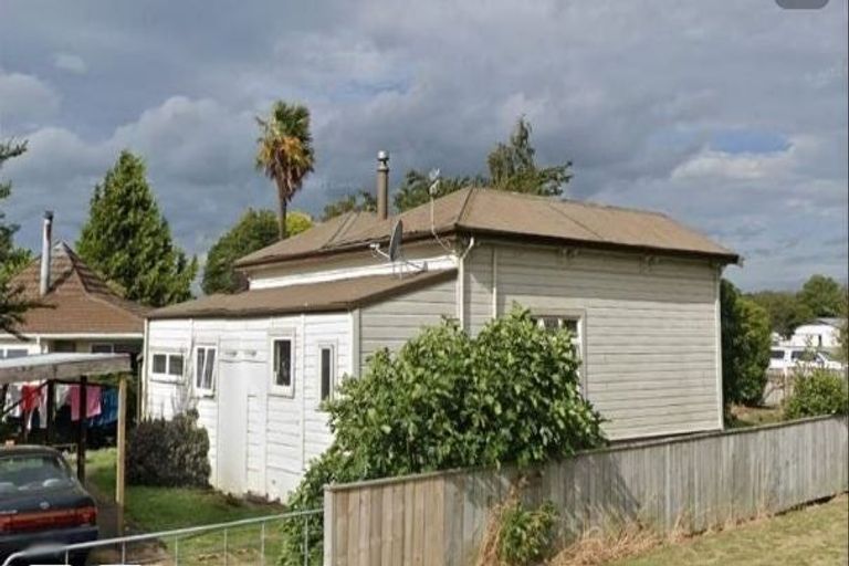 Photo of property in 309 High Street, Dannevirke, 4930