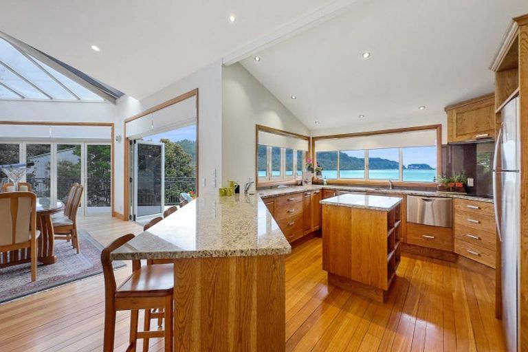Photo of property in 22 Aileen Place, Whangamata, 3691